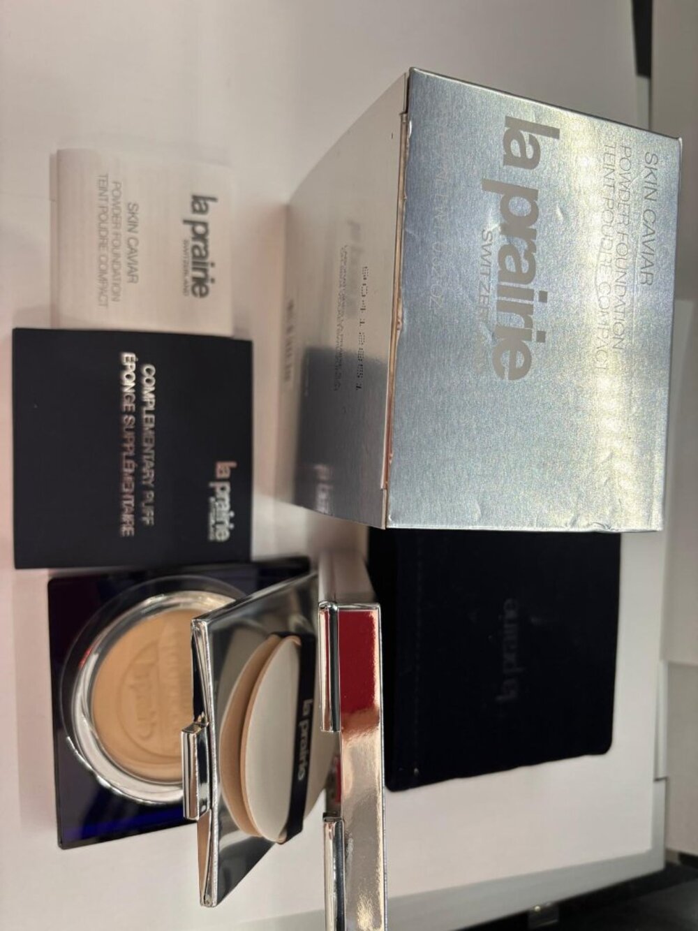 LA PRAIRIE Skin Caviar Powder Foundation COLOR: TENDER IVORY NW-10 NEW IN BOX